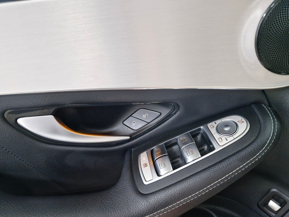 Mercedes-Benz Clase GLC Coupe GLC 300 d 4Matic (253.319) foto 12