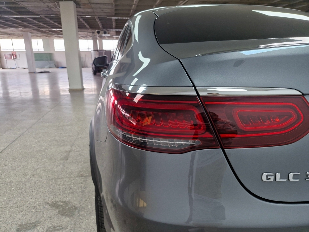 Mercedes-Benz Clase GLC Coupe GLC 300 d 4Matic (253.319) foto 14