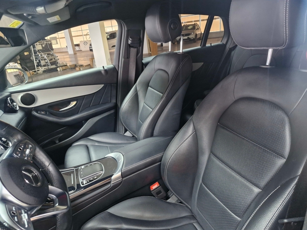 Mercedes-Benz Clase GLC Coupe GLC 300 d 4Matic (253.319) foto 7