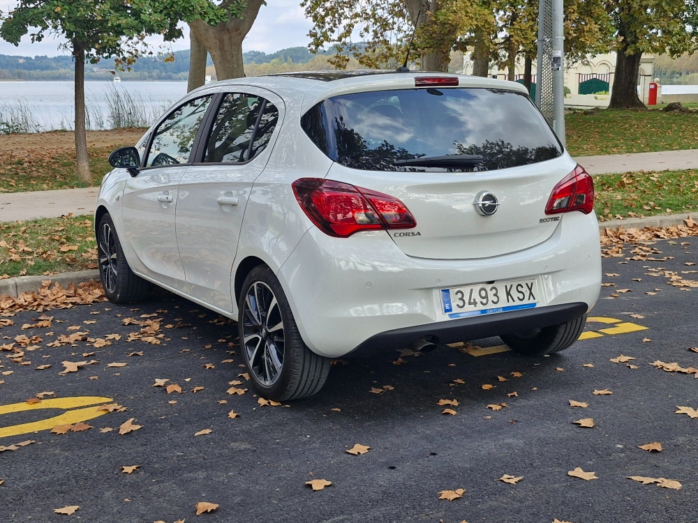 Opel Corsa Design LINE foto 8